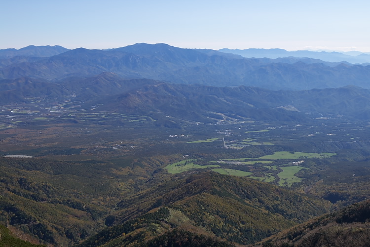 IMGP6940.jpg - 奥秩父連山　手前は野辺山
