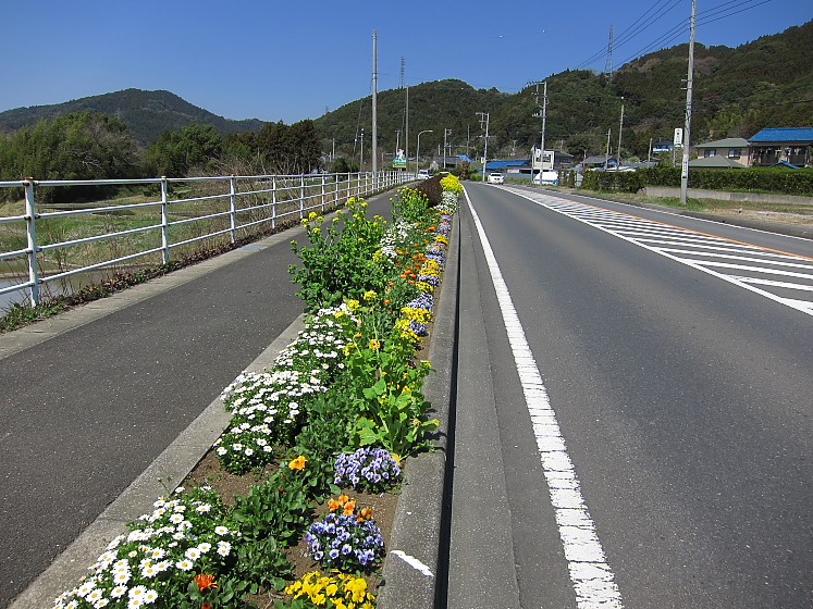 IMG_2655.jpg - 鴨川有料道路へ向かう