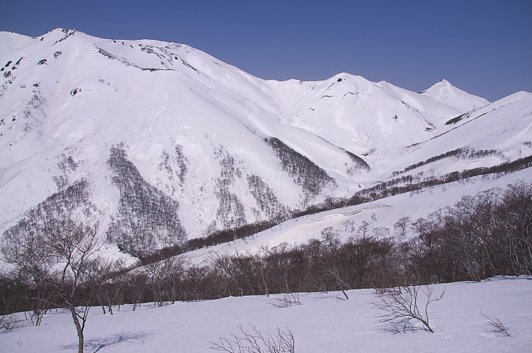 IMGP2176.jpg - 朝日岳　烏帽子山