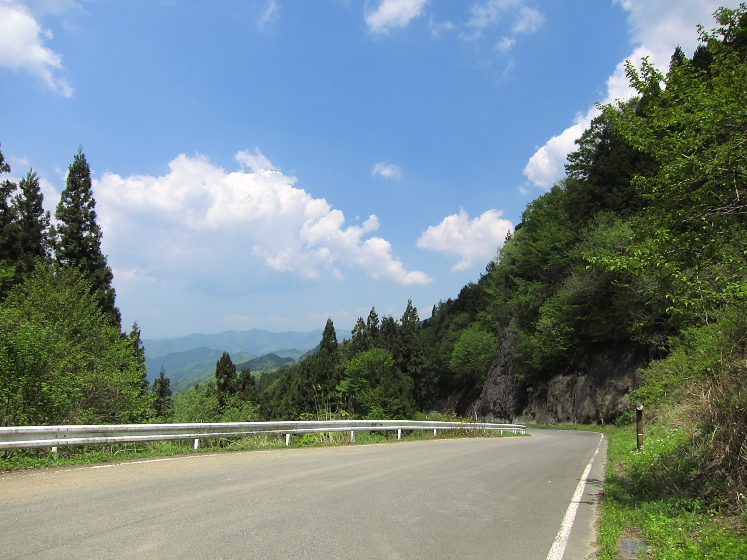 IMG_2970.jpg - 三境林道を草木湖へ向かう