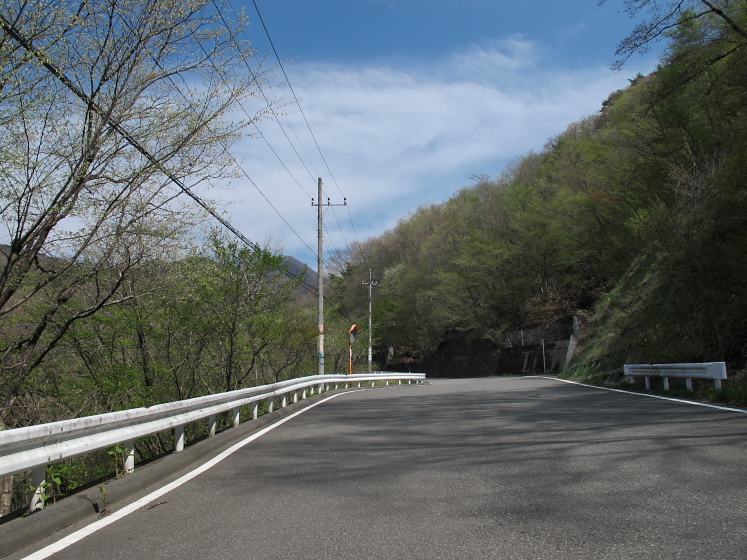 IMG_1751.jpg - 大胡赤城線、赤城山へ向かう
